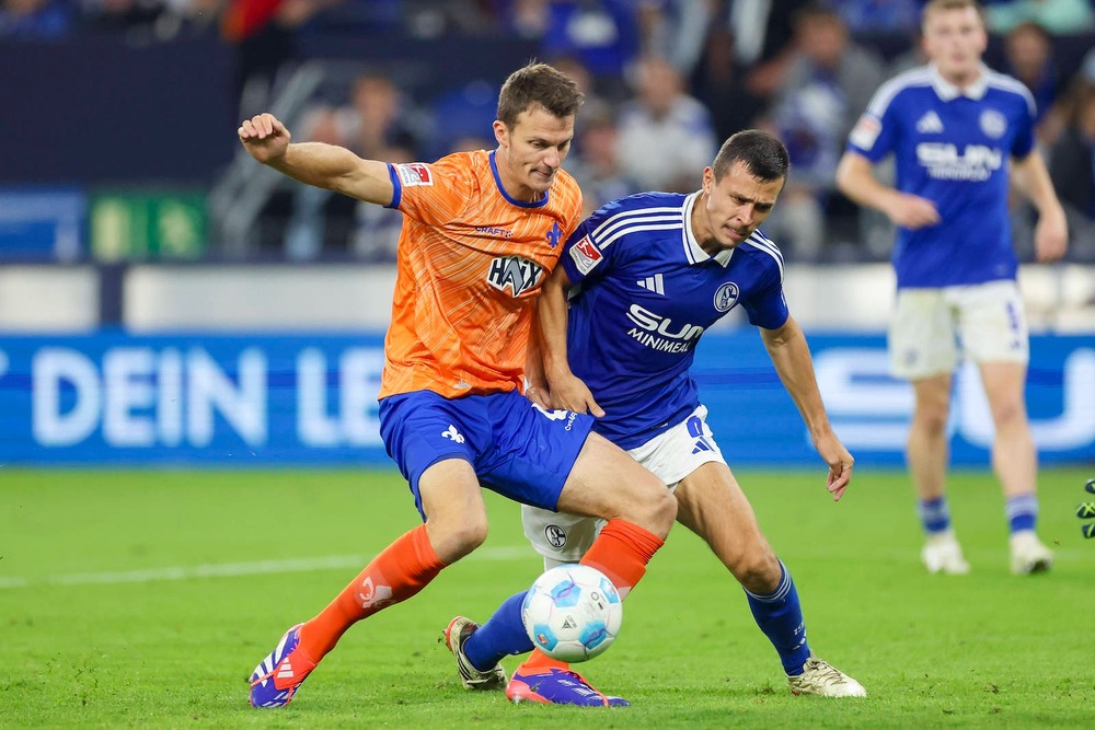 Nhận định soi kèo Schalke 04 vs Darmstadt lúc 23h30 ngày 24/10/2025